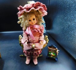 lot 14 2 dolls b